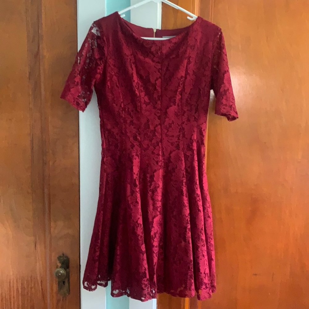 Dress burgundy Danny and Nicole size 8